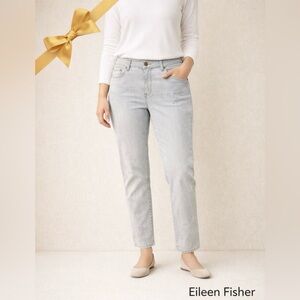 Eileen Fisher Light Wash Grey Stretch Denim Jeans Size 16